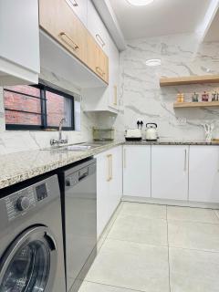 Zaidi Luxury Home - 2