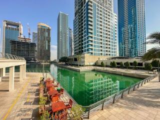 Higuest - Lake-view Studio in JLT - 8