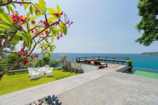 33 - The Cove in Laem Singh Beach - 5