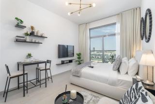 StayShort - Charismatic Studio in Laya Heights Perfect for 2 - 6