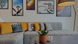 Apartment on High Floor with Burj Khalifa View and Infinity Pool - 8