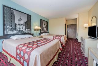 Super 8 by Wyndham Martinsville - 8