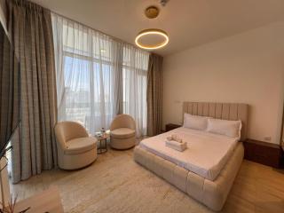 Chic & Cozy Studio in JVC , Top Amenities & Views - 5