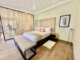 Studio on Basset - 0