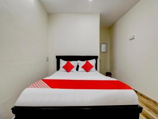 Hotel O SV - Haidar Sāhibgūda - 5