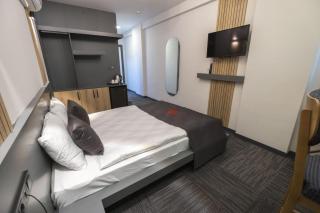 DEWY HOTEL - Smirne - 9