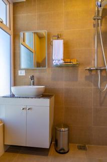 Mhendo Hotel & Studio Suites - 4