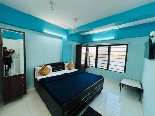 Hotel Dev Lakeview - Jamnagar - 4