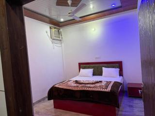 Hotel Sharda Palace - 4