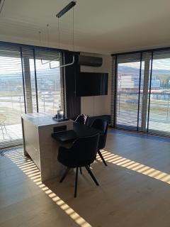 Black Bella Apartament Kielce, Widok na Telegraf, Garaż, Klimatyzacja, Lustra w sypialni - Kielce - 9