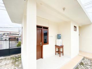 Raden Mansion Jember Urbanview - 3