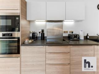 Contractors - Free Parking - City Centre - 3x Units Available - Hull - 3