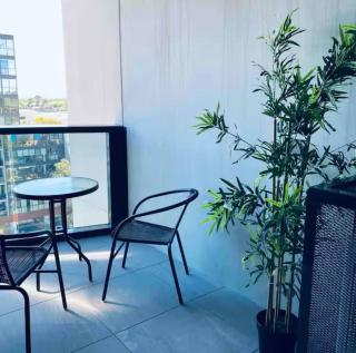 1BR-1BR-1Car-Sleeps 4-Pool-CBD - 9