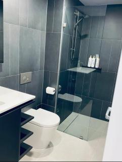 2BR-2BR-1Car-CBD-Pool-Shopping - Canberra - 1