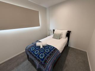 SkyStars Brand New Skyline Haven - Auckland - 5