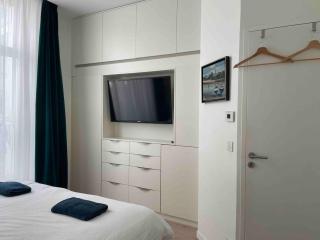 Entire Apartment Jardin du Luxembourg - 6