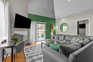 4700 West End Whimsy - 2