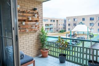 Contemporary 2BR apartment near Kingston - Hosted by Canstay - 5