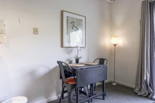 Stylish studio Apt near AIS and GIO Stadium - Hosted by Canstay - Belconnen - 6