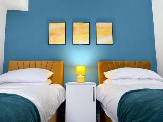 Wellesley House 5BR Entire Home - 0