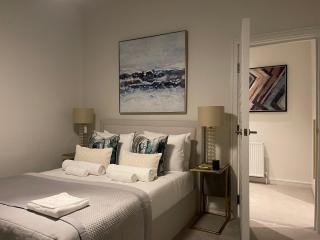 Quintessential Town House Close to Central London - London - 2