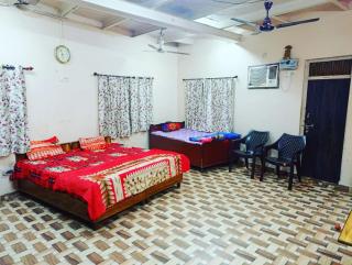 Shri Radhey Homestay - 0