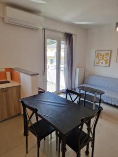 Diana's Cozy 19 Studio - 5