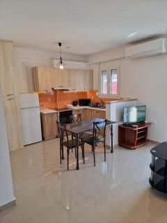 Diana's Cozy 19 Studio - 3