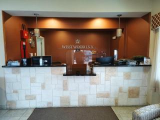 Westwood Inn by OYO Gonzales TX - Gonzales - 2