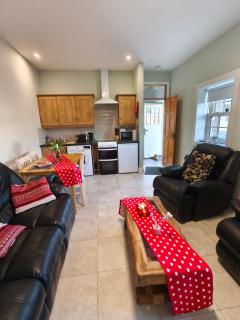 castle chalets no2 mitchelstown - 3