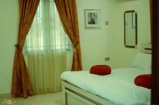 Luxury 4 bedroom apartment - 4