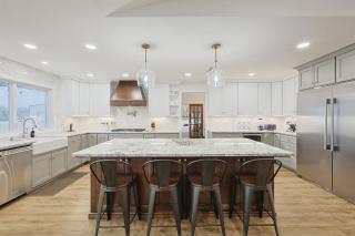 Lone Star Getaway, 5BD, 3BA w Game Room & Backyard - McKinney - 5
