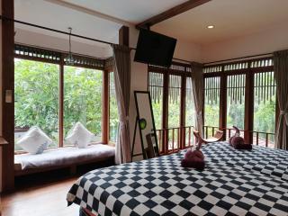 Malathi Wooden House with Pool View - 4