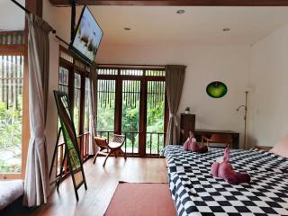 Malathi Wooden House with Pool View - Ubud - 5