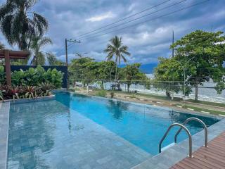 Luxo à Beira-Mar - Apartamento Exclusivo a 10m da Praia do Itaguá - 0