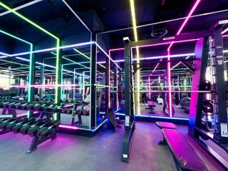 Modern Studio Living in JVC's Regina Tower - 7