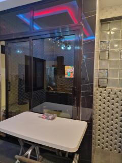 Apparemment spacieux et confortable - Idéal pour un couple ! - Diakhirate - 7