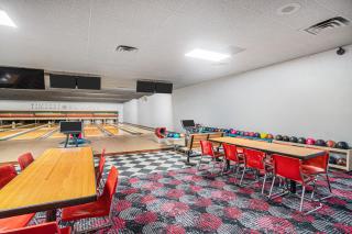 Expansive Lewiston Lodge with Private Bowling Alley! - 7