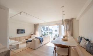 Luxueus afgewerkt appartement op steenworp van de zee met zonnig terras en dubbele staanplaats - Knokke-Heist - 8