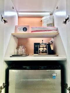 Double Rainbow Suites 24th - 3