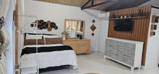 Las Julies's Apartment - - 5