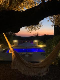 Propriété : 300 M² + (25 M² d'annexe / Pool House) sur 5 ha boisé à 10' d'Aix en Provence - Beaurecueil - 7