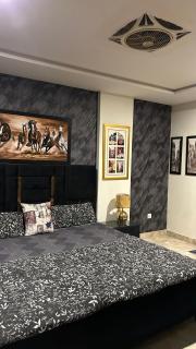 Luxury 1bhk Apartment In bahria town lahore - Lahore - 2