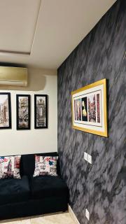 Luxury 1bhk Apartment In bahria town lahore - Lahore - 1