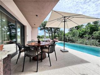 Villa Veros for 5 people near Labin - Rabac with private pool & kids playground - Labin - 5