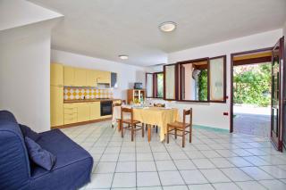 Residence with swimming-pool in Ottiolu just 250 mt from the sea - 1