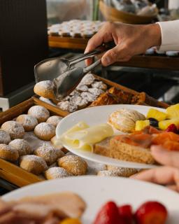 De Bonart Naples, Curio Collection By Hilton - Naples - 1