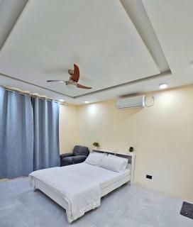 Amethyst Hoandedhdhoo - - 8