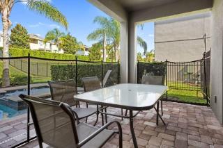 7500-8-MA-Well equipped home - 3