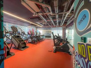 Jumeirah Lake Towers Stunning lake view Apartment MBL Royal Managed by SunnyHomes - 2